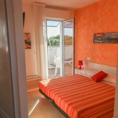 Hotel Nuova Graziosa Lignano Sabbiadoro Exterior foto