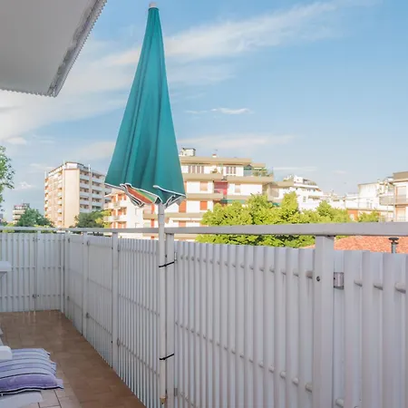 Hotel Nuova Graziosa Lignano Sabbiadoro Exterior foto
